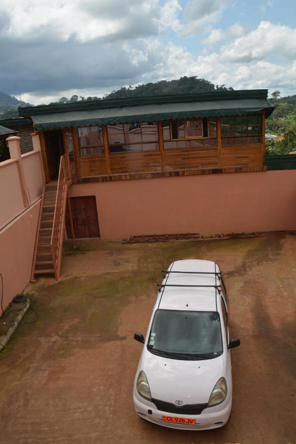 Apartamento Vegas House Yaoundé Exterior foto